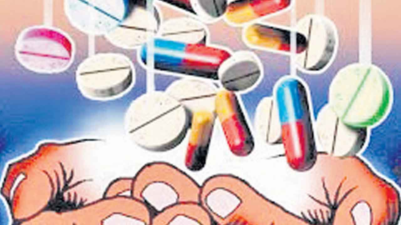 Meftal Side Effects | ఆ పెయిన్ కిల్లర్ వాడకం పట్ల అలర్ట్ ఉండాలన్న కేంద్రం..