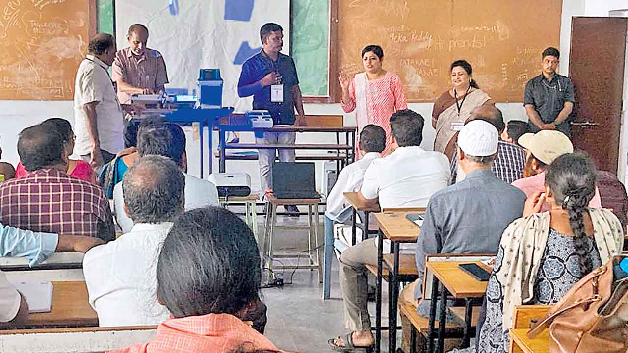 అభ్యర్థులకు సమానంగా ఓట్లు వస్తే డ్రా