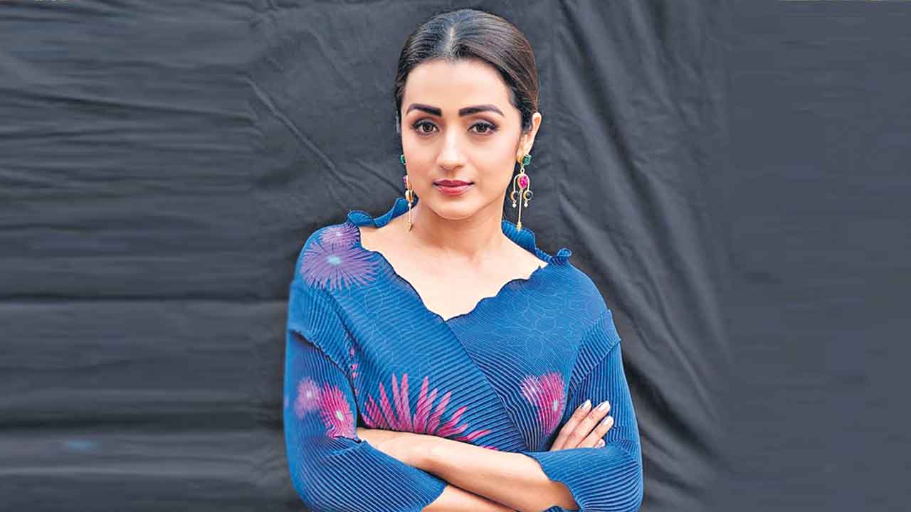 Trisha | ఆ నీచునితో తెరను పంచుకోనందుకు ఆనందంగా ఉంది.. ఇకపై కూడా నటించను: త్రిష