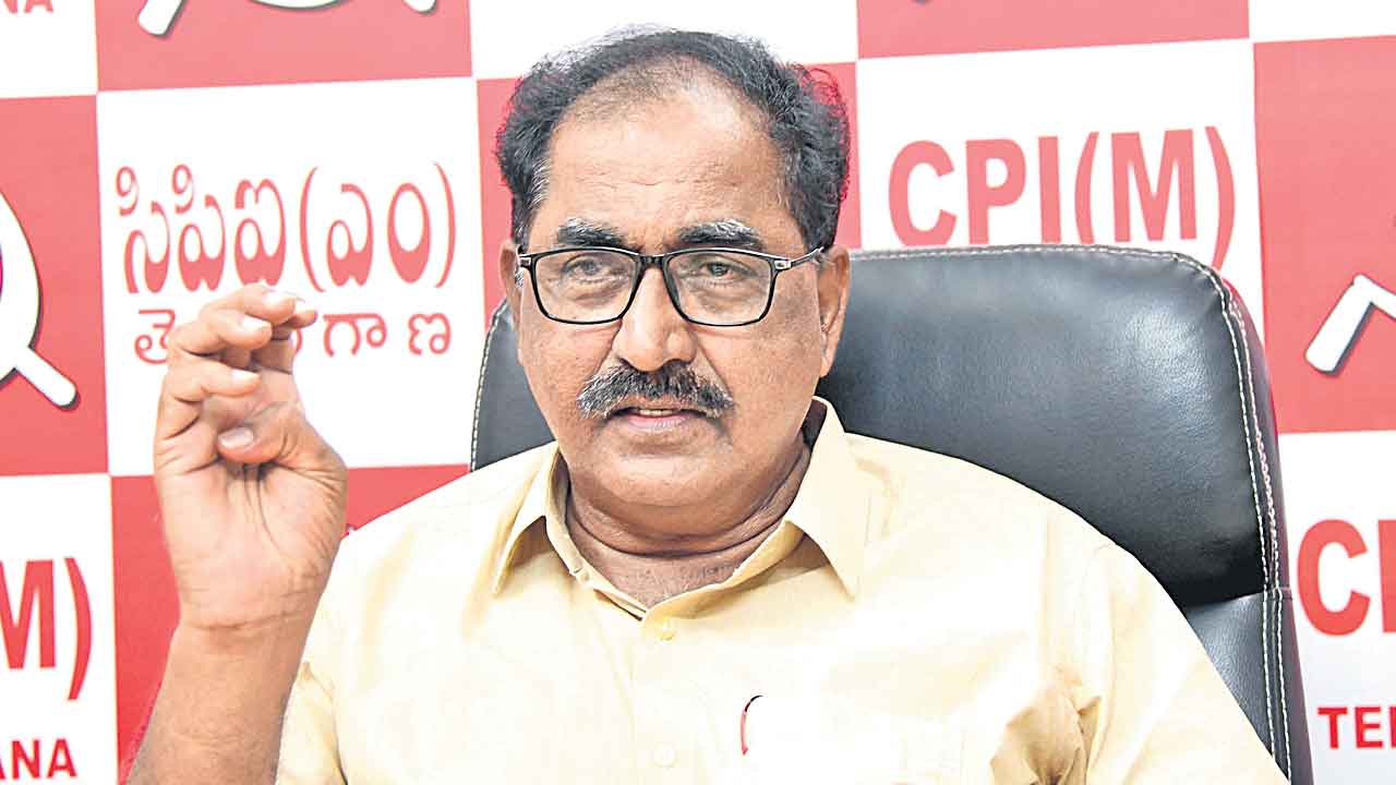 బీజేపీది ప్రజలను చీల్చే మ్యానిఫెస్టో
