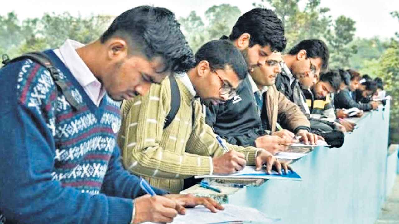 Unemployment | నిరుద్యోగానికి కేరాఫ్‌ రాజస్థాన్‌.. ఉద్యోగాల కోసం 18.4 లక్షల మంది ఎదురుచూపులు