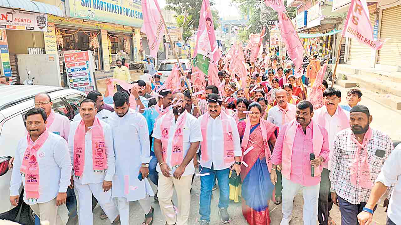 బీఆర్‌ఎస్‌లో చేరికల జోష్‌