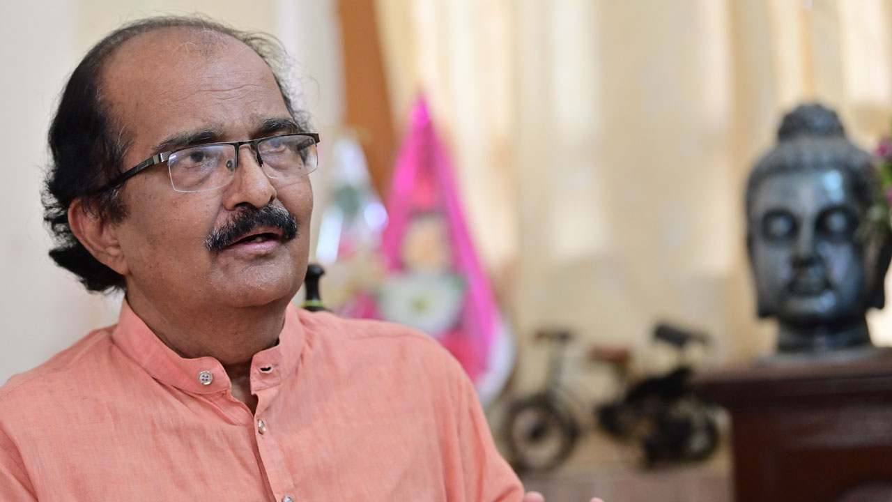 Sircilla | 40 ఏండ్ల నాటి సిరిసిల్లకు.. ఇప్పటికీ ఏం వ్యత్యాసం కనిపిస్తున్నది.. సినీ విమర్శకుడు వారాల ఆనంద్‌ సమాధానమిదీ..!