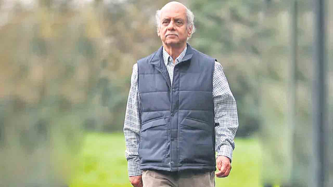 Vinod Bajaj | నడక వీరుడు వినోద్‌ బజాజ్‌.. 1,114 రోజుల్లో 80 వేల కిలోమీటర్ల వాక్‌