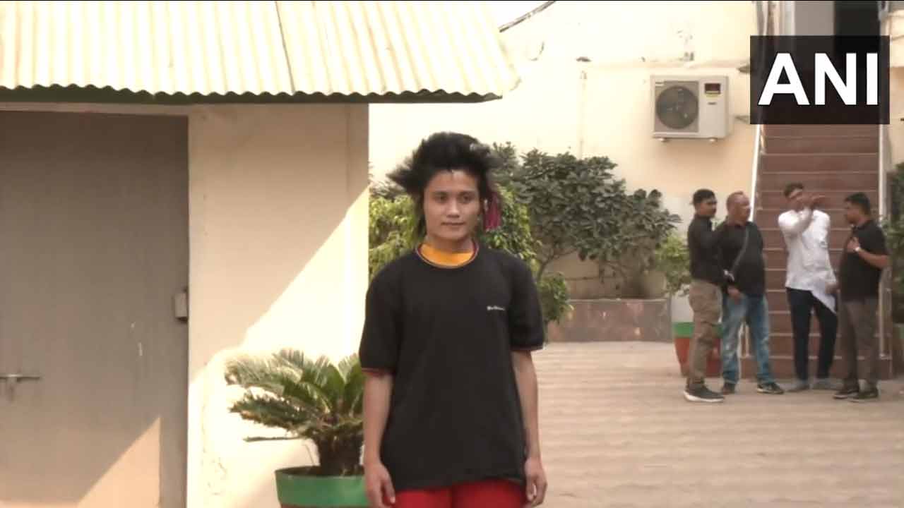 Kohli Fan: అత‌ను కోహ్లీ అభిమానే.. ప‌లు సెక్ష‌న్ల కింద కేసు బుక్‌