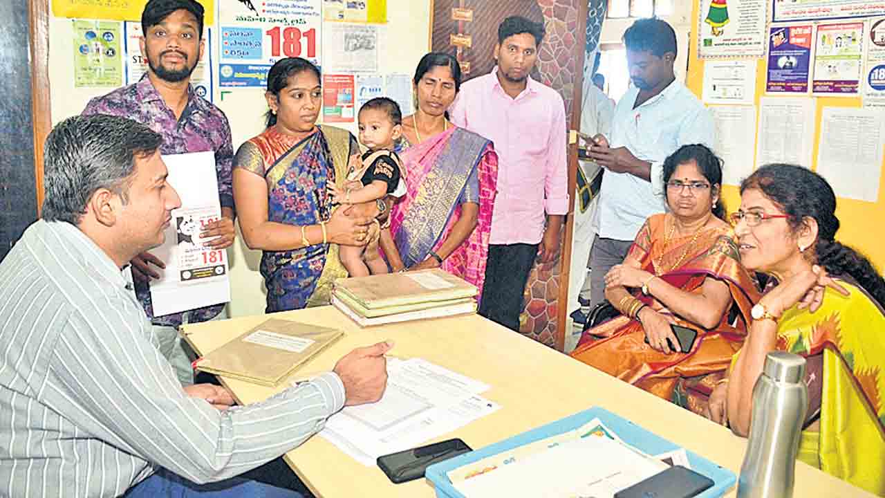 ఆమెకు అండగా ‘సఖీ’