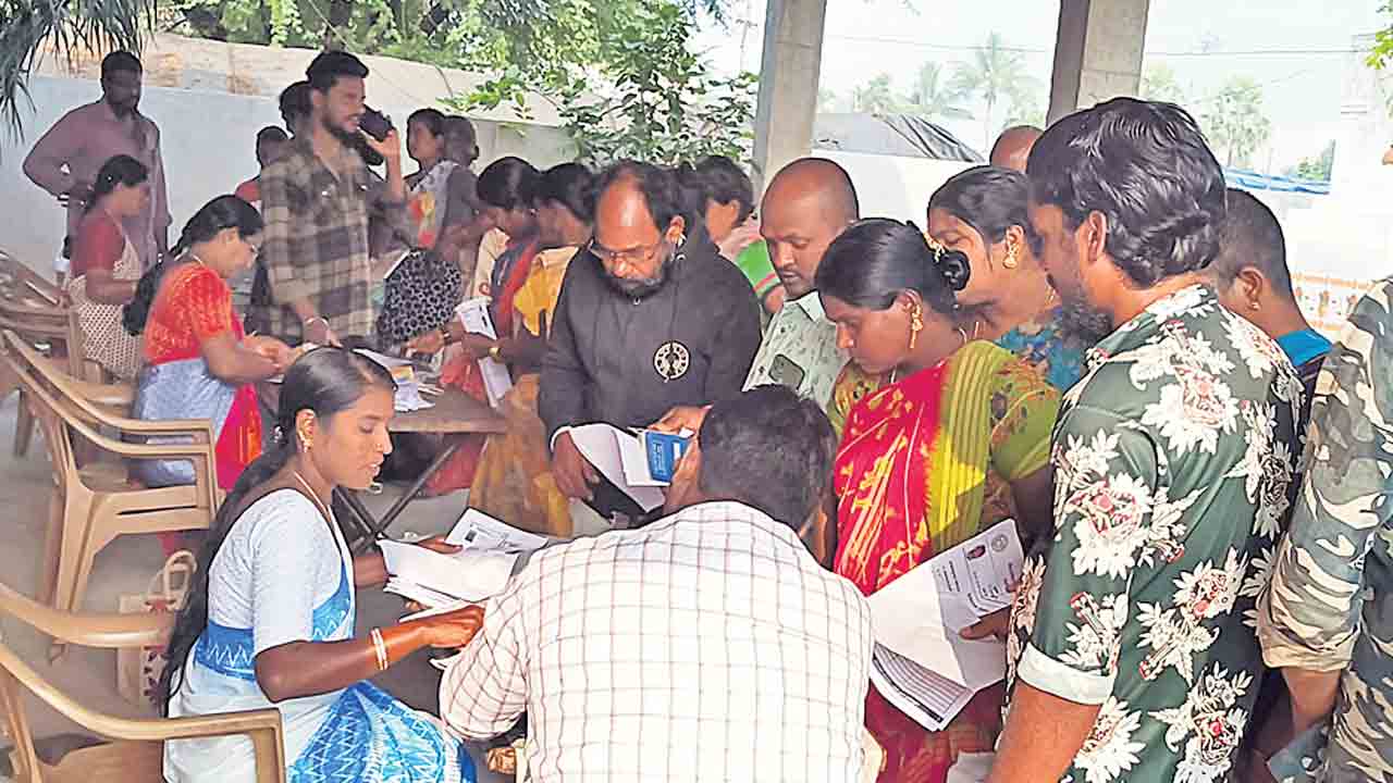 అయోమయం..!