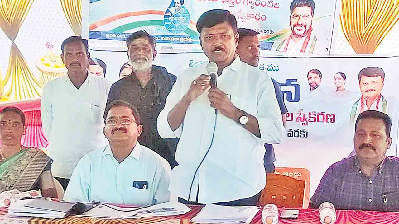 పార్టీలకతీతంగా ప్రభుత్వ పథకాలు
