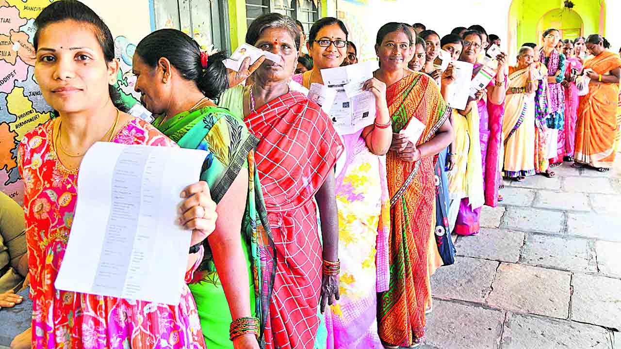 పోలింగ్‌లో కోనాపురం ఫస్ట్‌