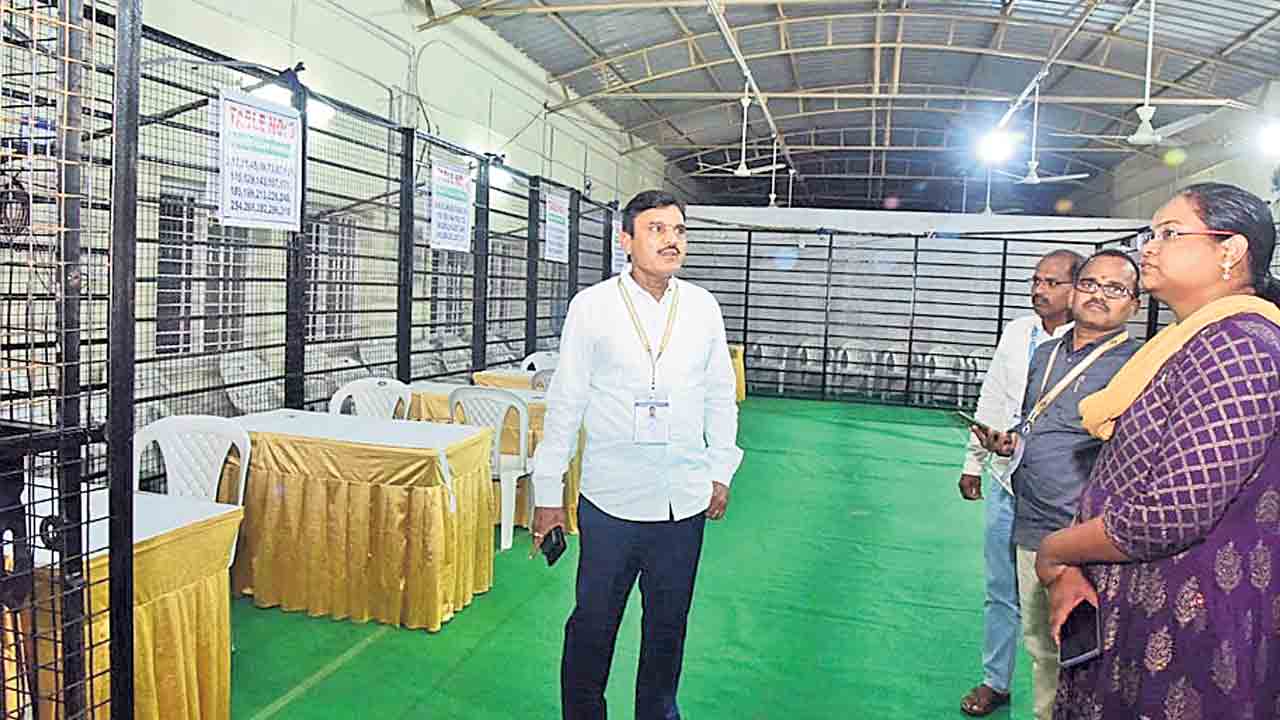 కౌంటింగ్‌కు సర్వం సిద్ధం