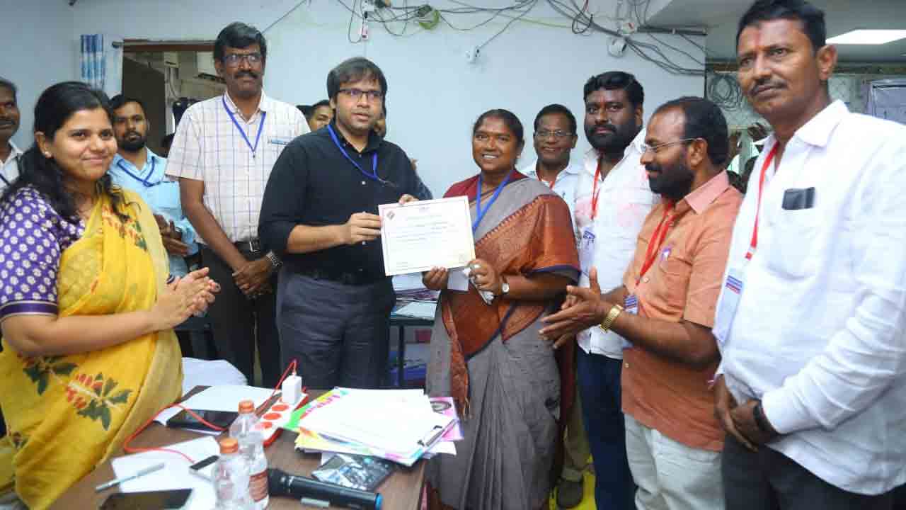 ములుగు, భూపాలపల్లిలో కాంగ్రెస్‌ విజయం