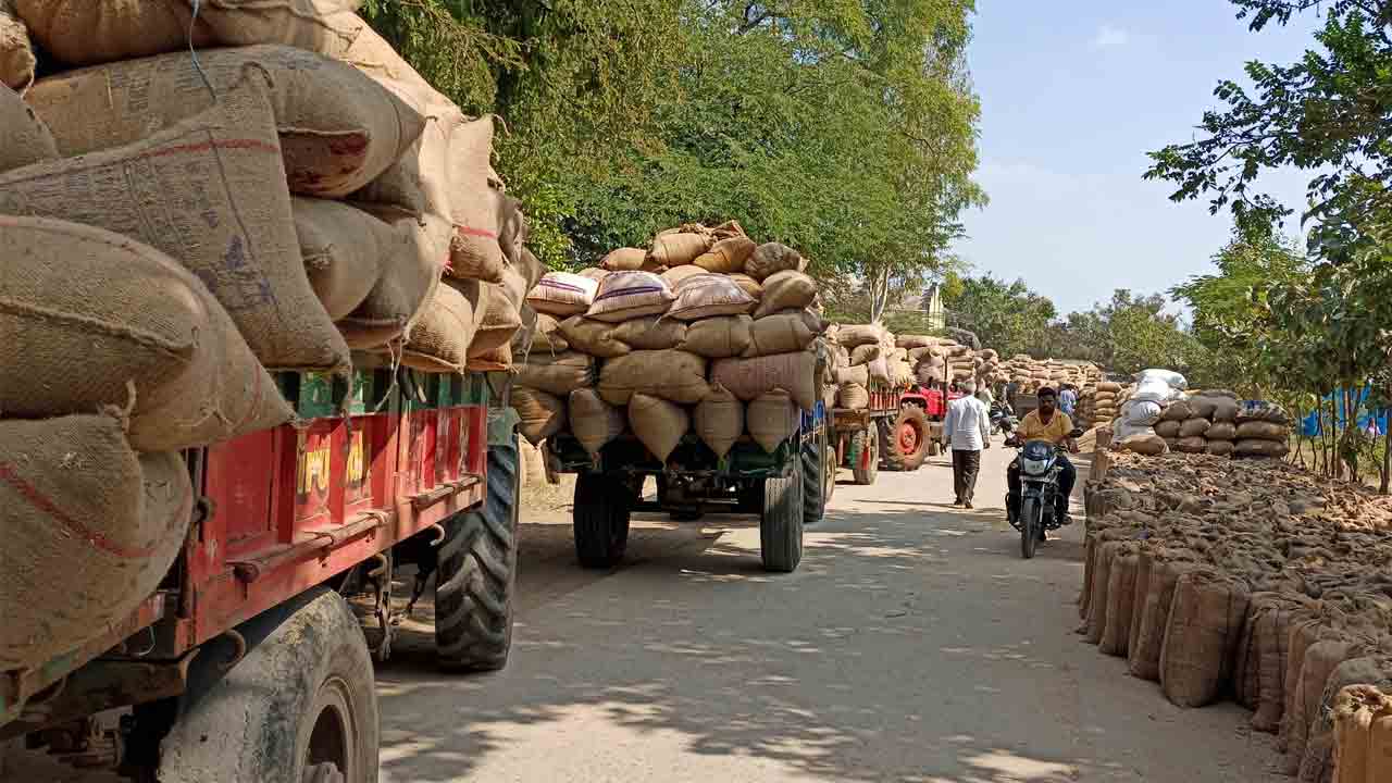 ఆర్‌ఎన్‌ఆర్‌ @ రూ.3,319