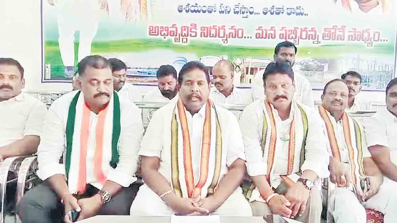 కాటిపల్లి.. బహిరంగ చర్చకు సిద్ధమా?