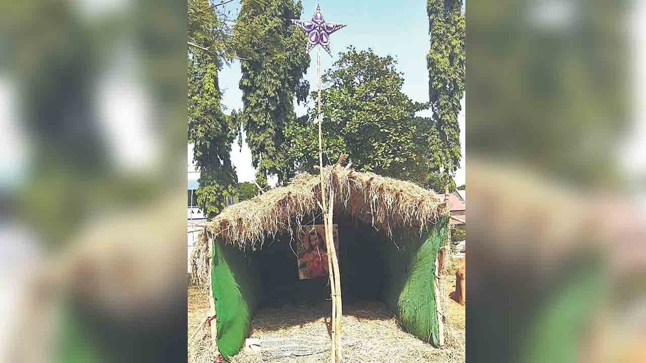 క్రిస్మస్‌ సందడి..