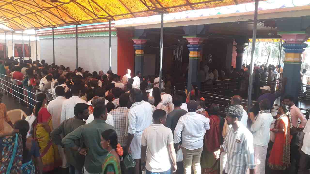 బీచుపల్లిలో అమవాస్య పూజలు