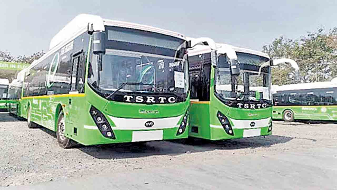 ఏసీ బస్సులు సిద్ధం..