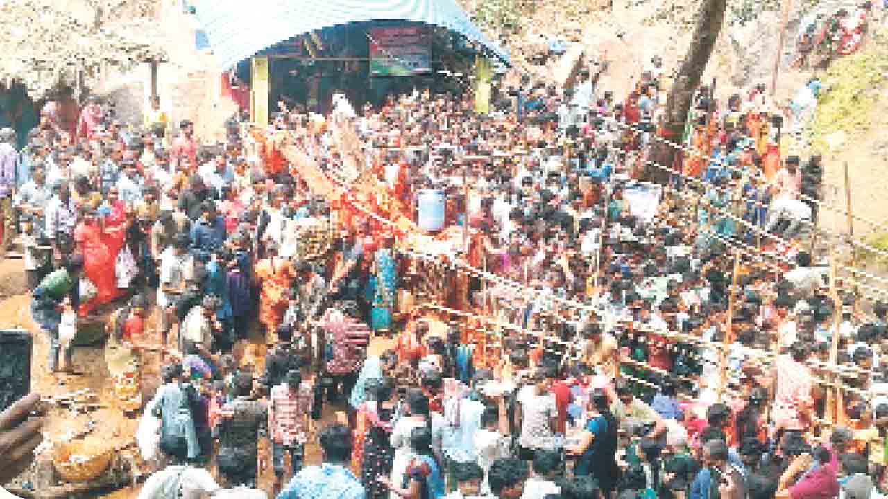 భక్తుల పెన్నిధి.. గుబ్బల మంగమ్మ సన్నిధి