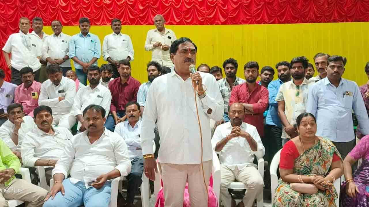 అప్పుల పేరుతో ఆరు గ్యారెంటీలు వాయిదా వేస్తారా?