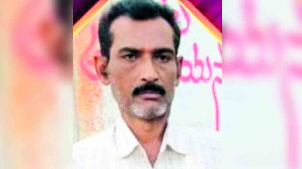 తుఫాన్‌తో పంట నష్టపోయానని..