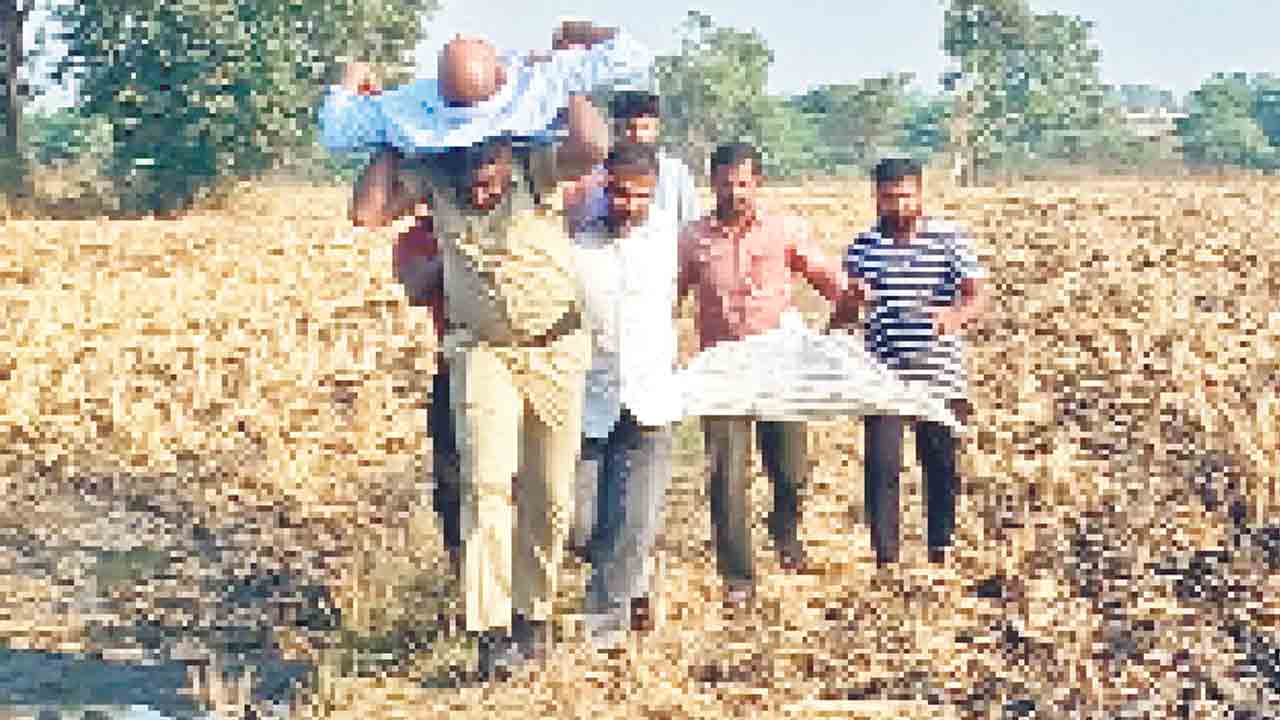 పోలీసుల అప్రమత్తం.. నిలిచిన ప్రాణం