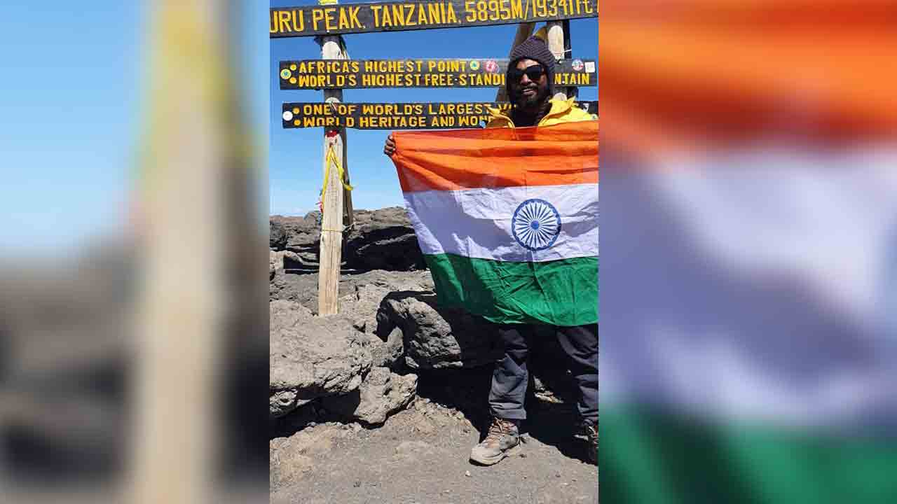 Trekking | మల్లూరు టు మౌంట్‌ ఎవరెస్ట్‌.. సాఫ్ట్‌వేర్‌ జాబ్‌ చేస్తూనే ట్రెక్కింగ్‌లో రాణిస్తున్న గిరిజన యువకుడు