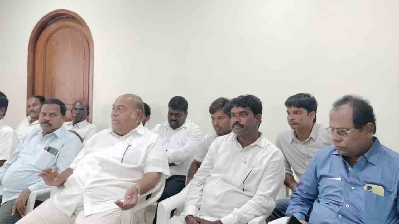 ప్రజా సమస్యలపై పోరాటాలకు సిద్ధం