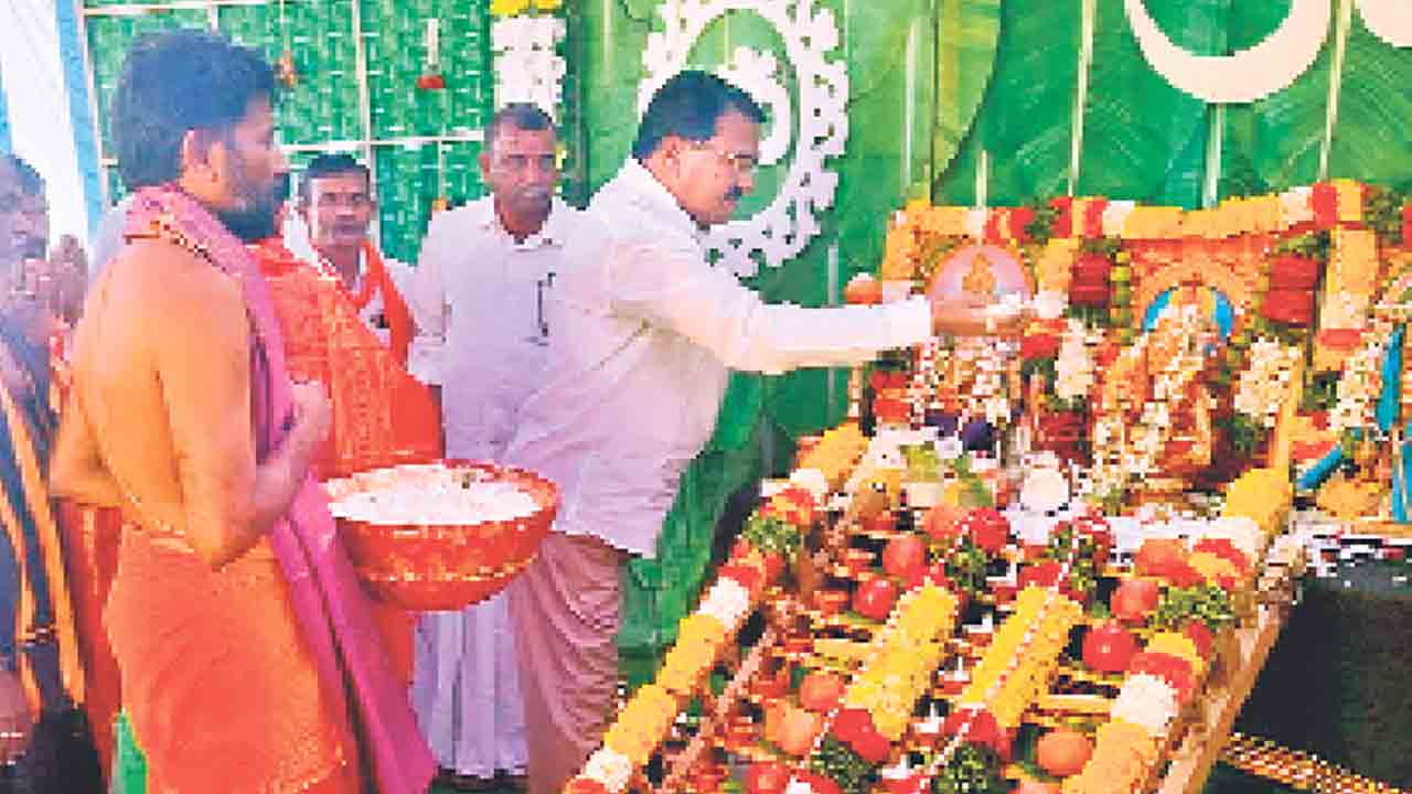 దొడగుంటపల్లిలో అయ్యప్ప నామస్మరణ