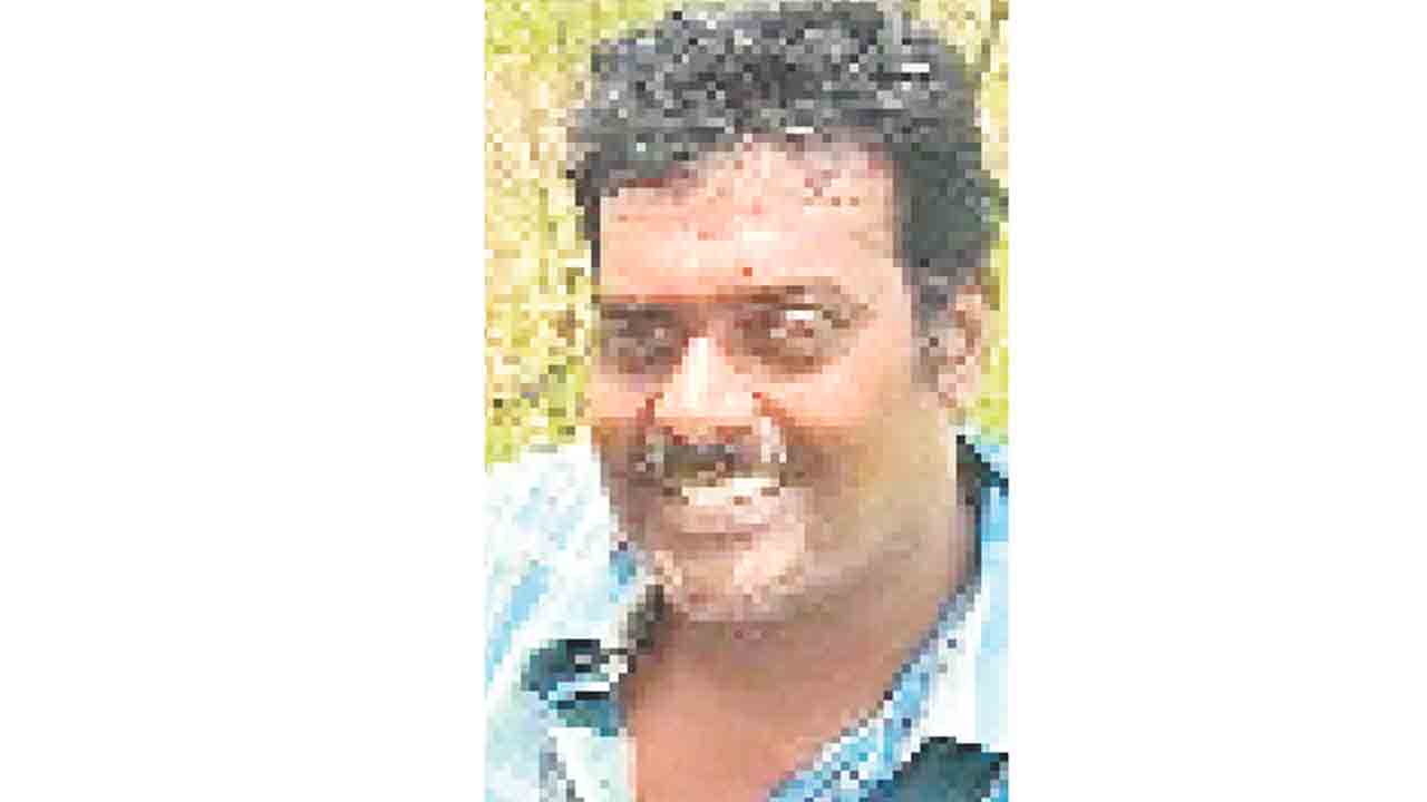 విధి నిర్వహణలో ఉన్న కానిస్టేబుల్‌ మృతి