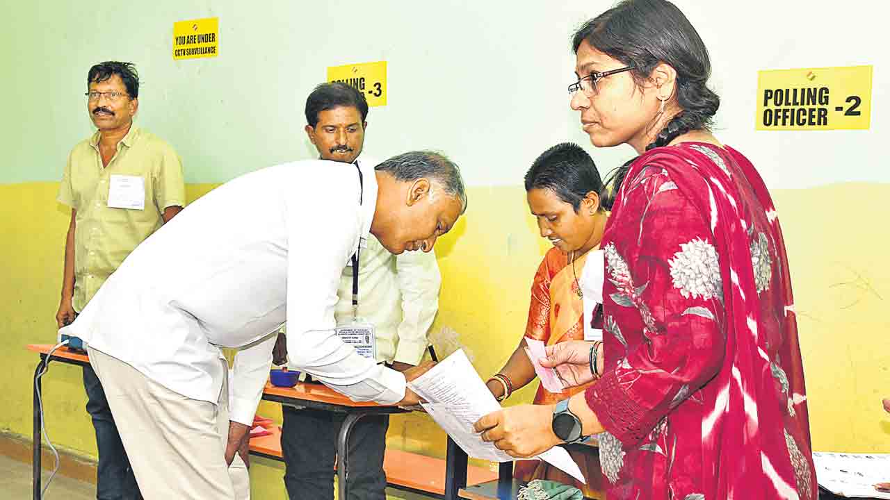 ఓటెత్తారు..