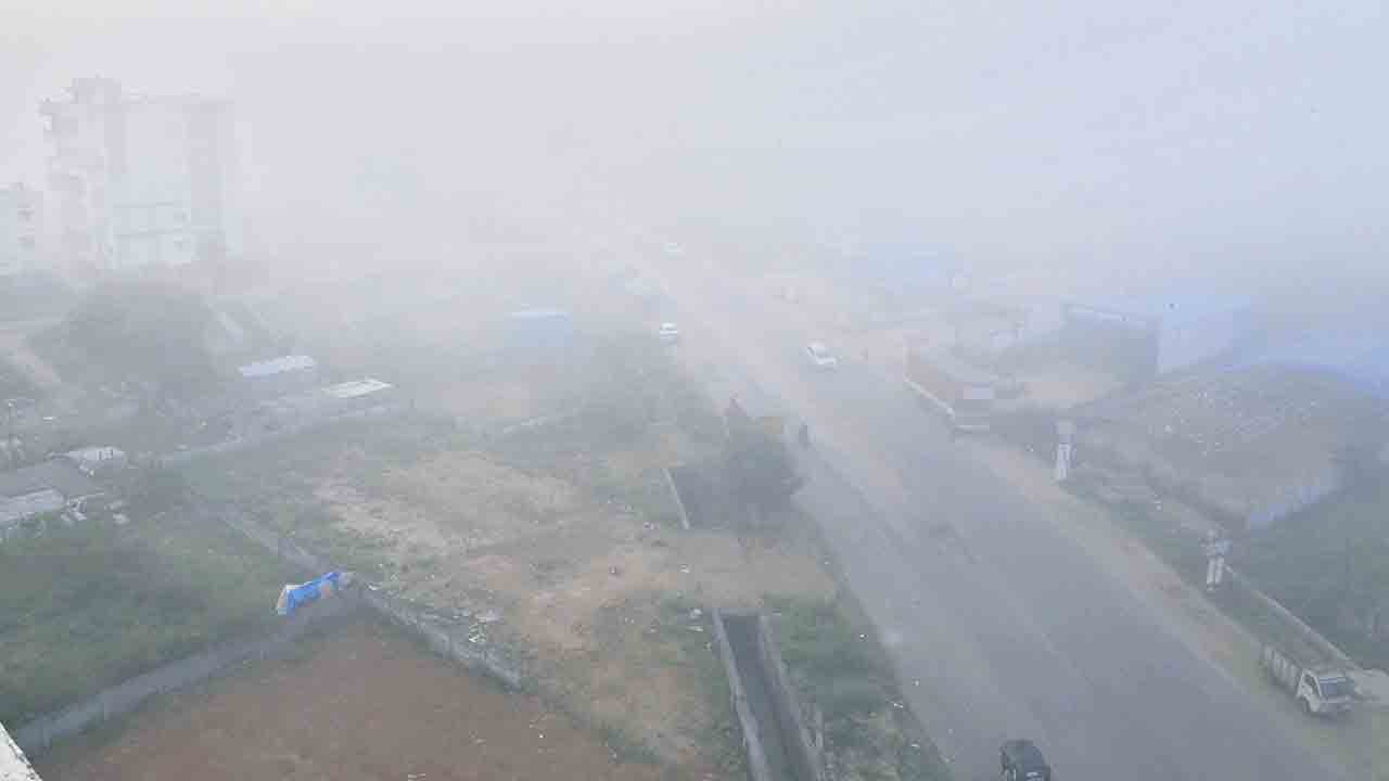 కమ్మేసిన పొగమంచు