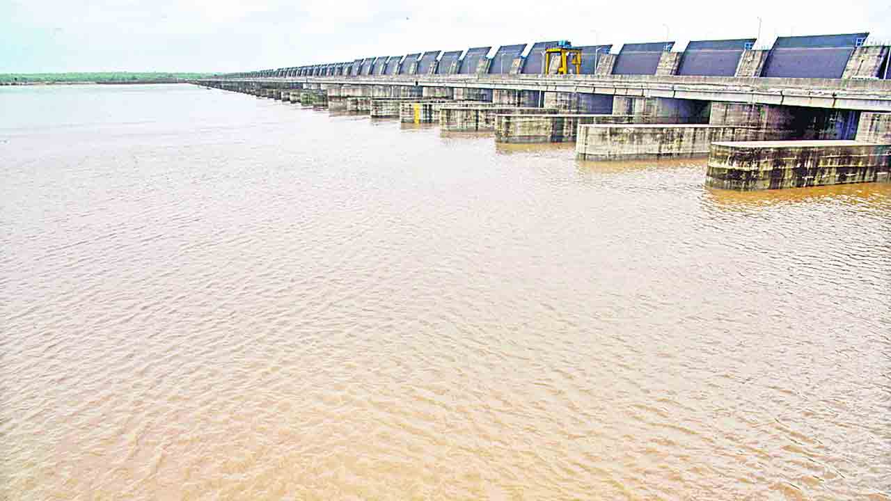 29న మేడిగడ్డకు రాష్ట్ర మంత్రుల బృందం