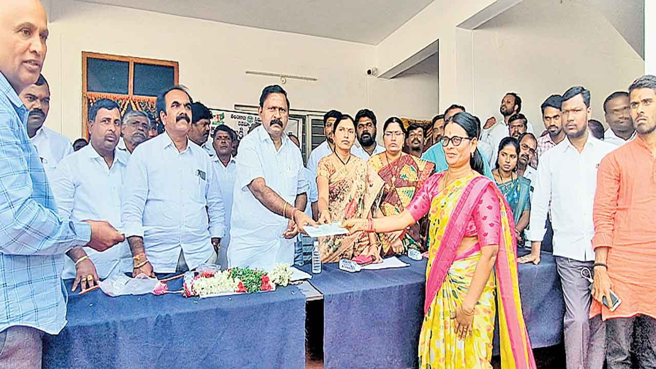 నియోజకవర్గ అభివృద్ధికి కృషి చేస్తా