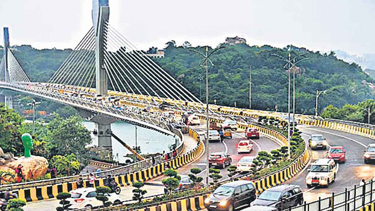 మహా నగరంలో మారని తీర్పు