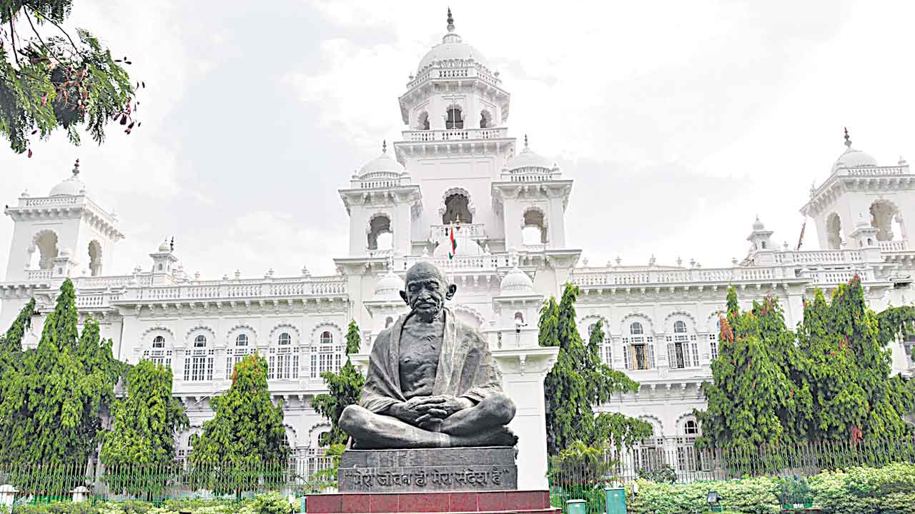 Congress | నీళ్లల్లో నిప్పులు పోసి నవ్వుల పాలైన కాంగ్రెస్‌ సర్కార్‌