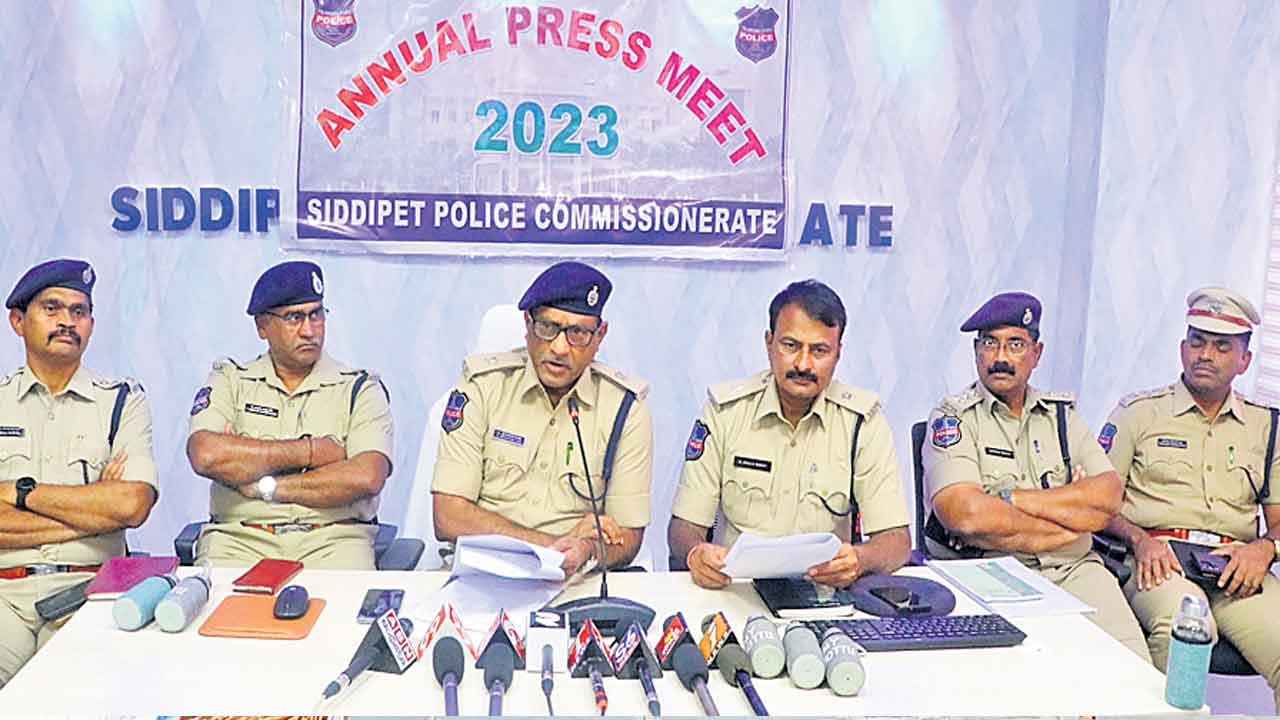 మత్తు పదార్థాలపై ప్రత్యేక నిఘా