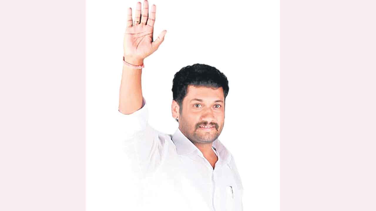 ప్రగతికి పట్టం