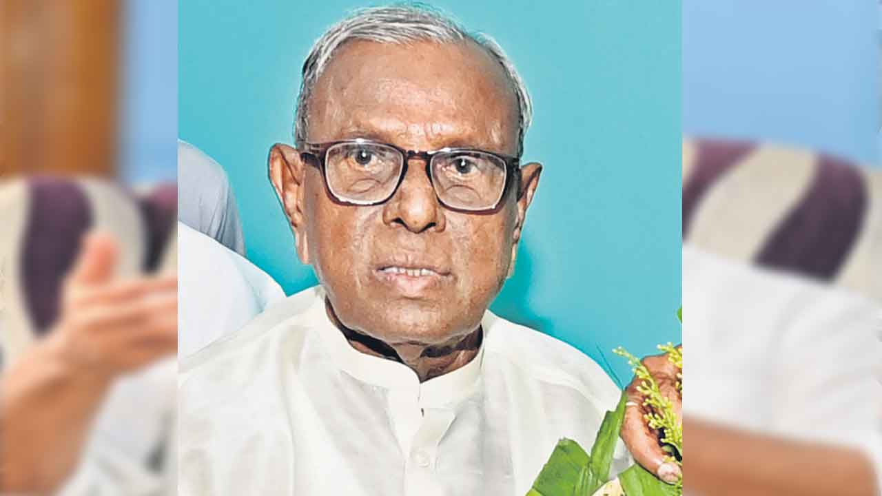 మహారాష్ట్ర బీఆర్‌ఎస్‌ నేత ధర్మన్న హఠాన్మరణం