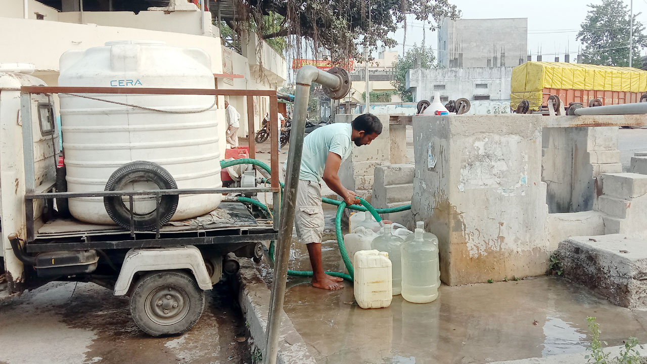 పెద్దపల్లి పాతాళ గంగ.. కంచెర బావి