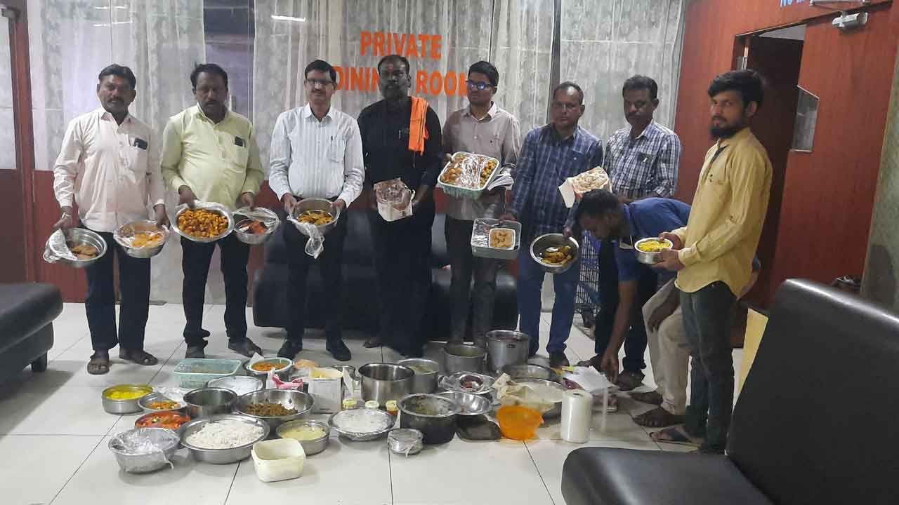 కుళ్లిన చికెన్‌.. పాచిపోయిన బిర్యానీ