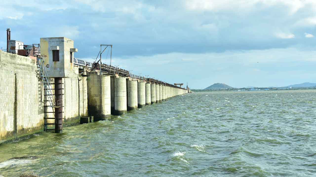 నీళ్లొచ్చేనా?