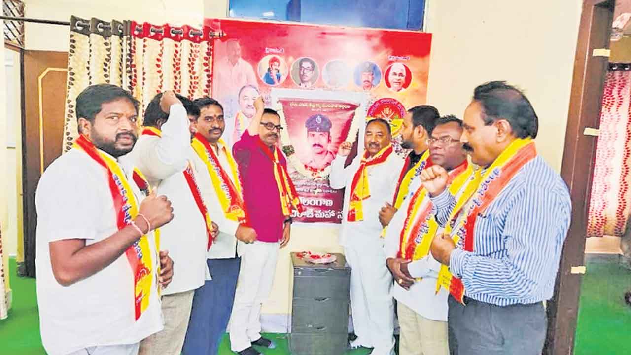 పోలీస్‌ కిష్టయ్య కుటుంబానికి సర్కారు అండ