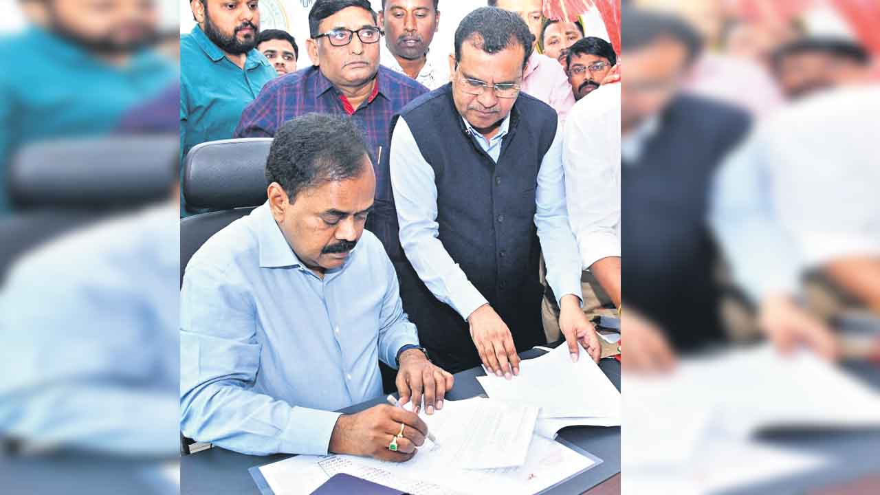 దానకిశోర్‌ బాధ్యతల స్వీకరణ