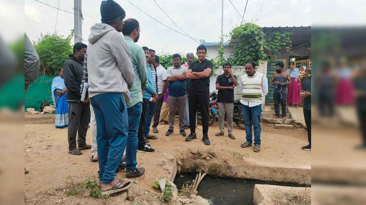 జనంలోనే సంజయ్‌ కల్వకుంట్ల