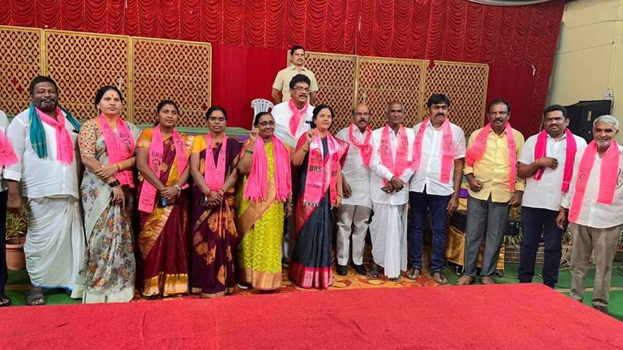 అవిశ్వాస తీర్మానంపై పుకార్లు నమ్మవద్దు