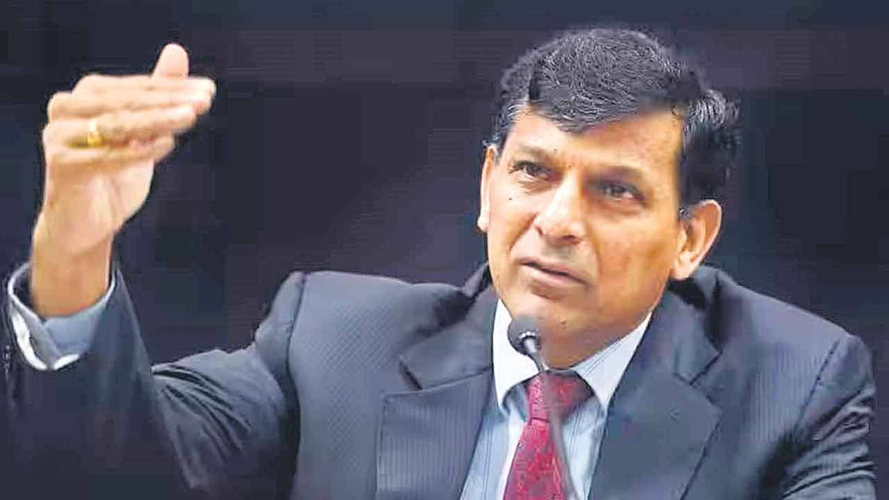 Raghuram Rajan | 6% వృద్ధి ఉన్నా 2047 నాటికి కూడా పేద దేశంగానే భారత్‌: రఘురామ్‌ రాజన్‌
