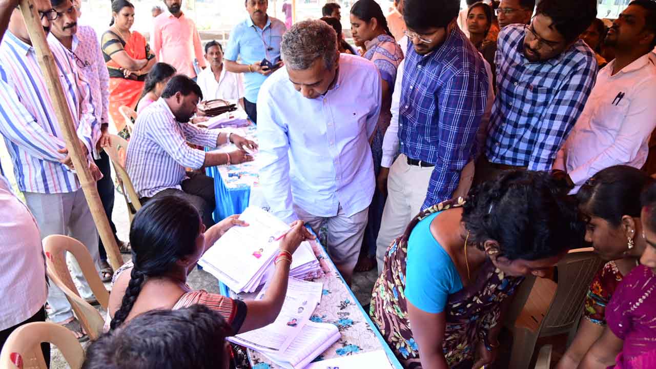 రెండవరోజూ ప్రజాపాలన సభలు