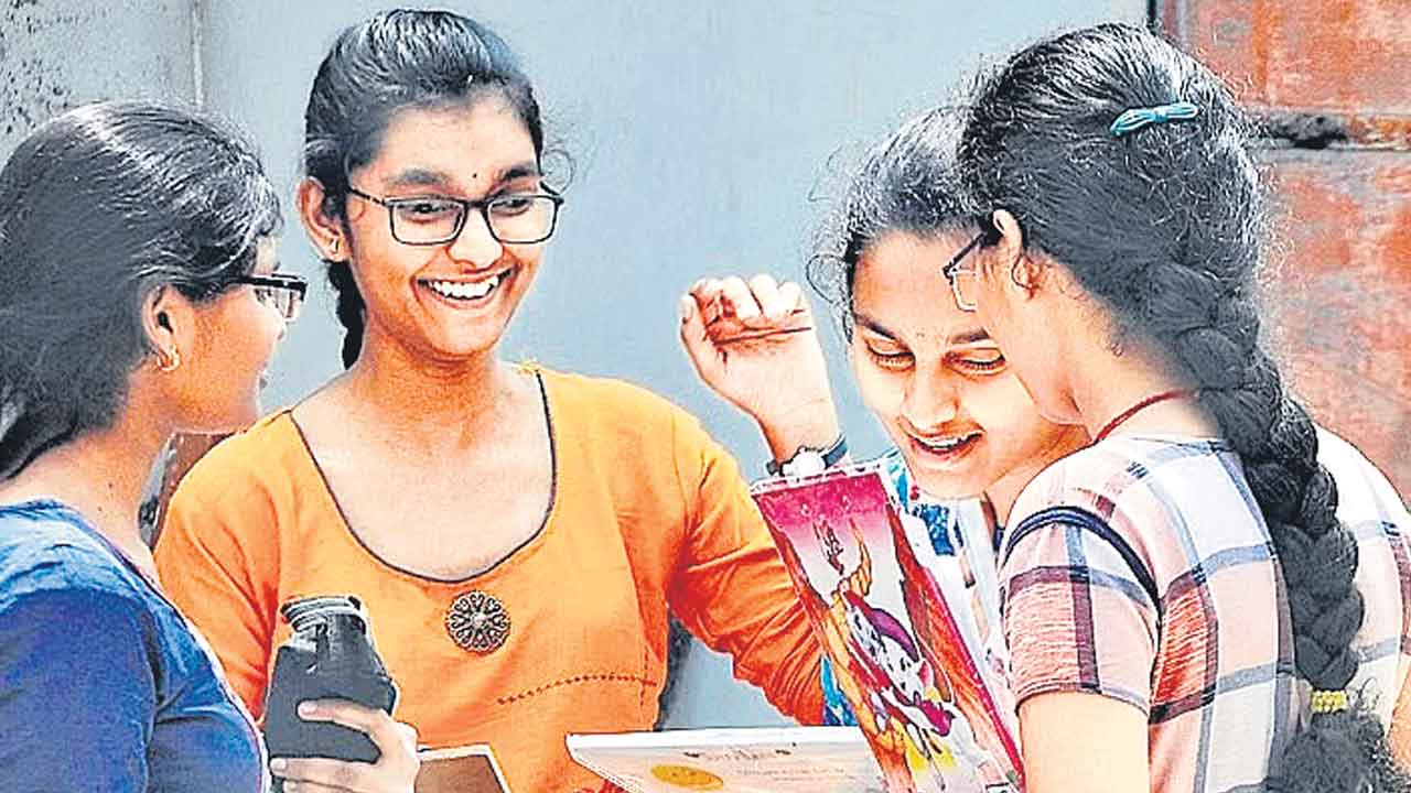 CBSE | 10, 12 తరగతులకు డివిజన్లు ఇవ్వం.. సీబీఎస్‌ఈ కీలక ప్రకటన