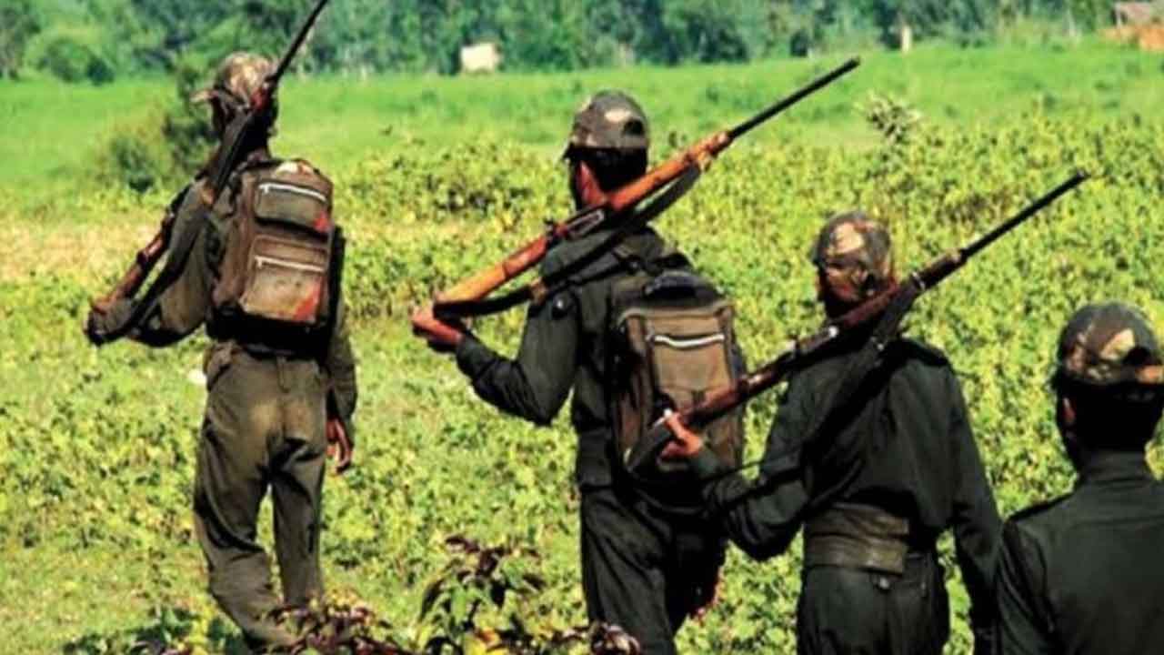 దండకారణ్యంలో భీకర పోరు