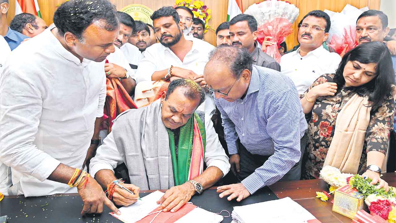 Minister Komatireddy | పాత అసెంబ్లీ భవనంలోకి మండలి.. పర్యాటక ప్రాంతంగా అసెంబ్లీ ప్రాంగణం: మంత్రి కోమటిరెడ్డి