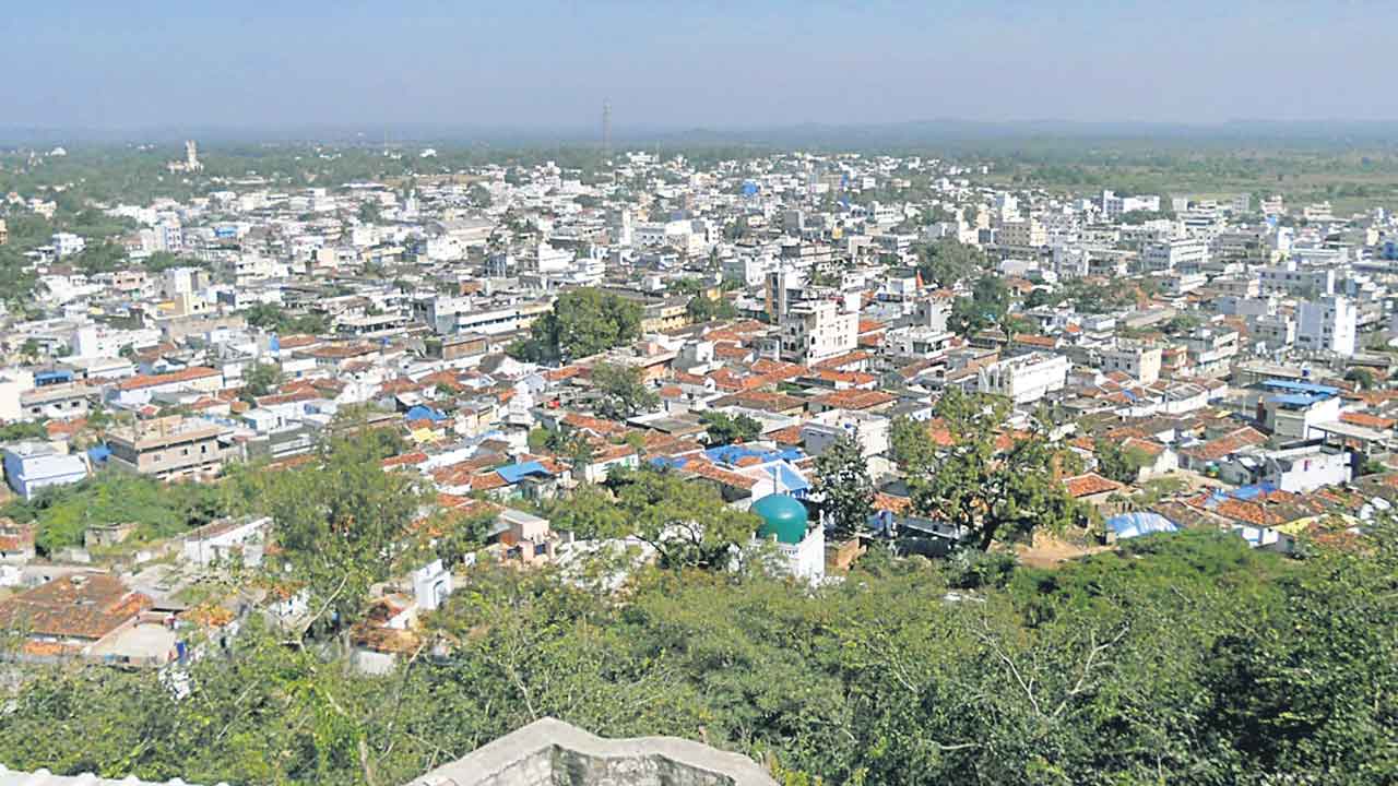 హ్యాట్రిక్‌ మిస్‌..!